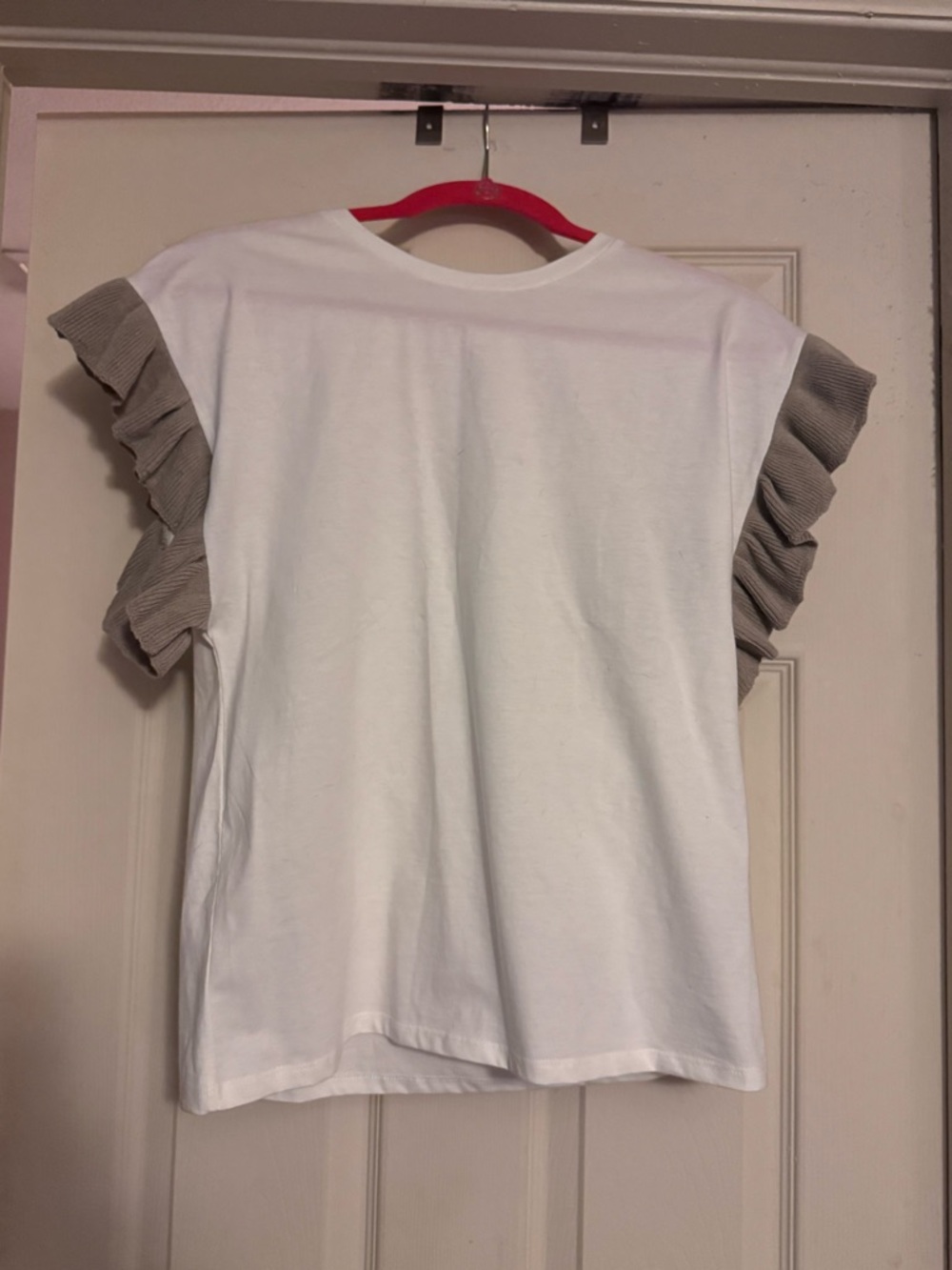 Zara White Tee with Gray Ruffle Sleeves